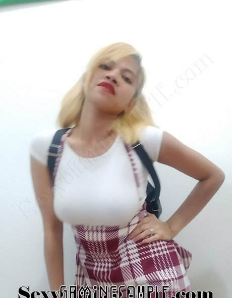 busty onlyfans hd pic