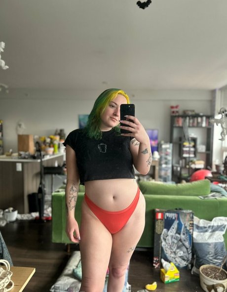 melthewhalefree erotic star img