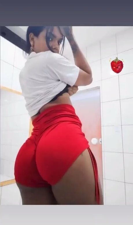 Julia Lima erotic star photo