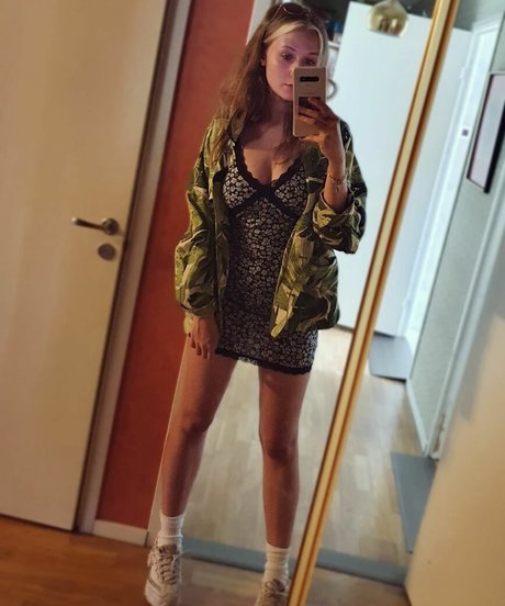 african onlyfans hot naked pics