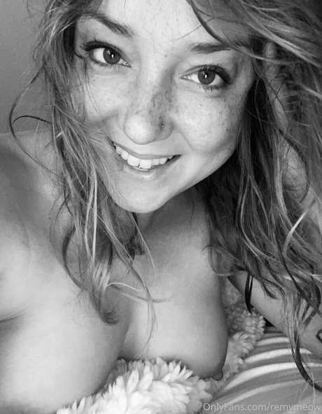 tiny onlyfans beautiful xxx img