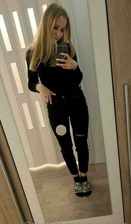 gini frech model pictures