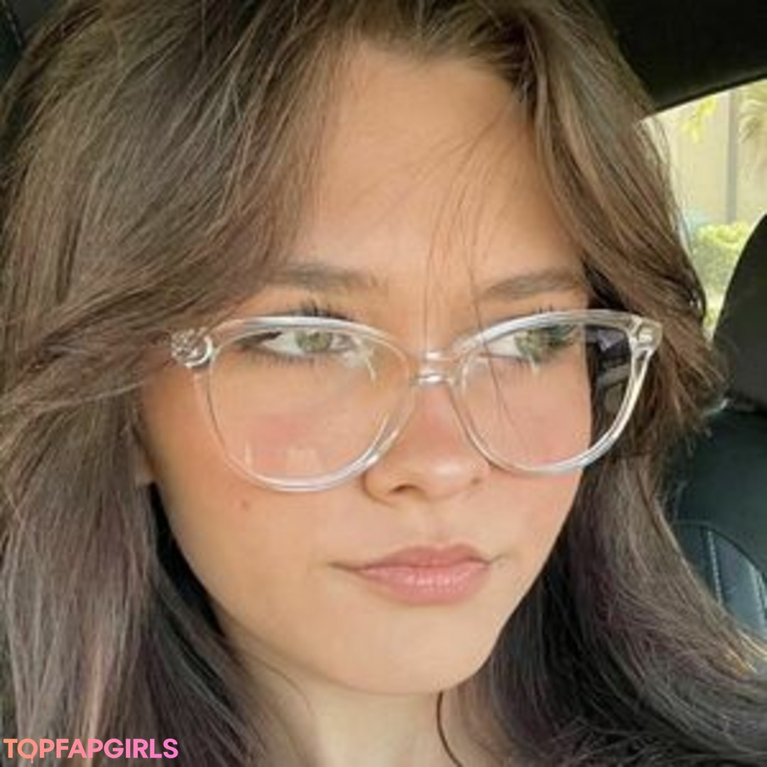 Emma Marie star top picture
