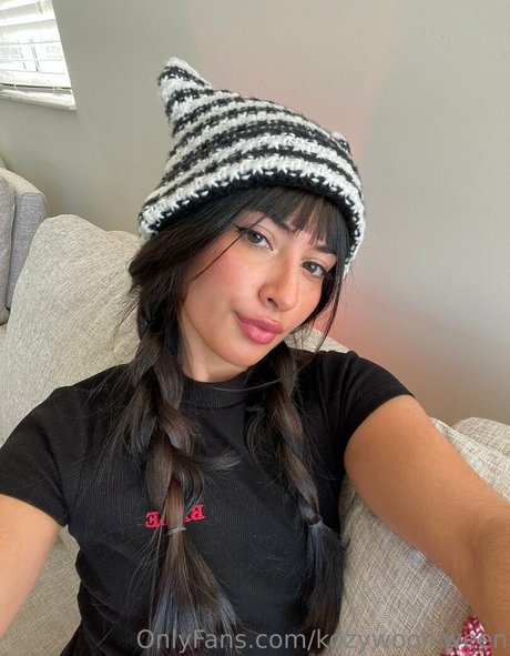 kozywoolkween pornstar exclusive image