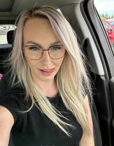 amateur fuck onlyfans adult gallery