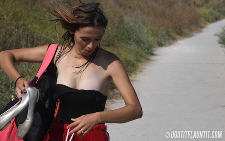 Ugotitflauntit pornstar sex gallery