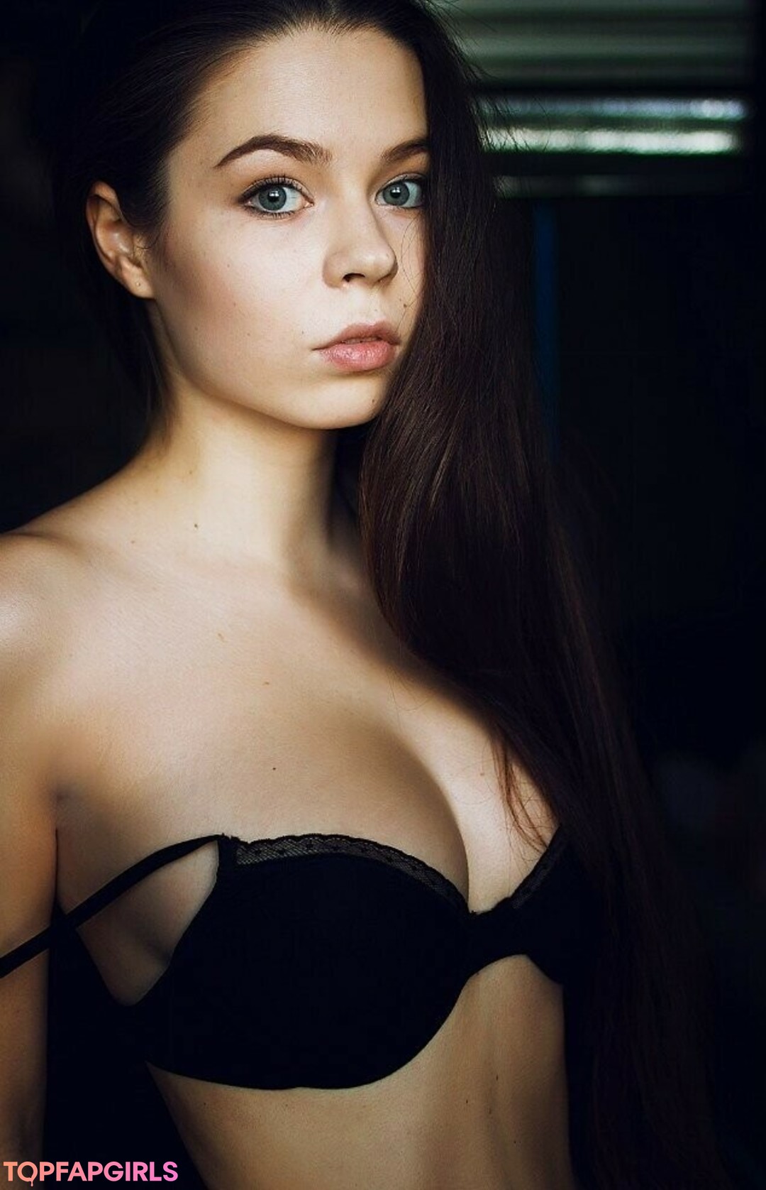 sister nude onlyfans free naked image