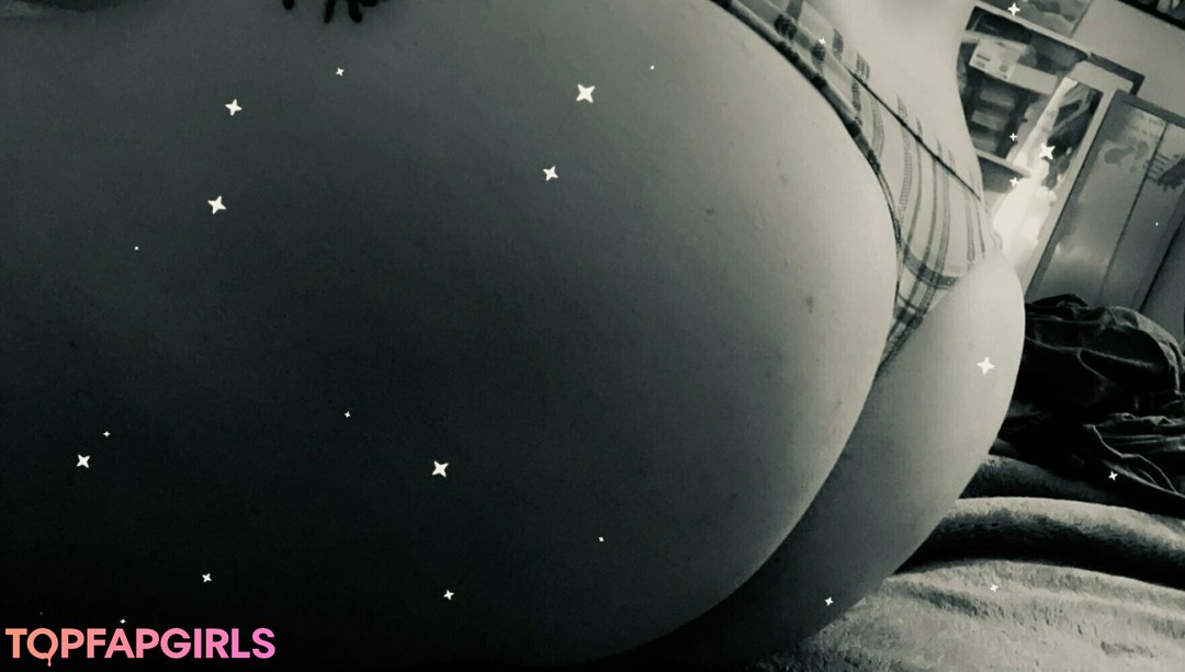chubby teen onlyfans free naked image