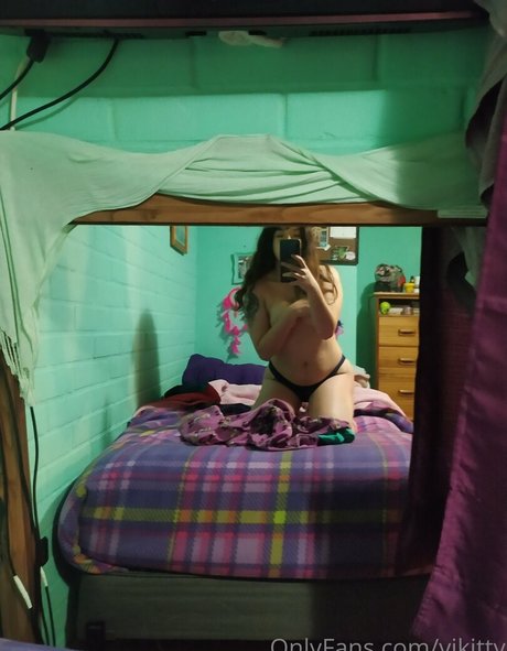 vikitty model galleries