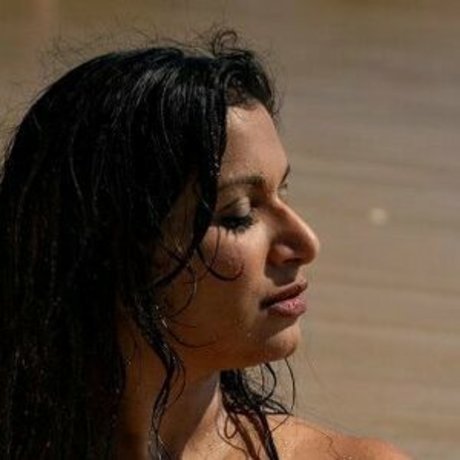 devithemodel star high quality photos