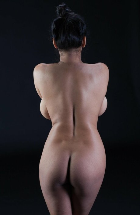 devithemodel xxx model image