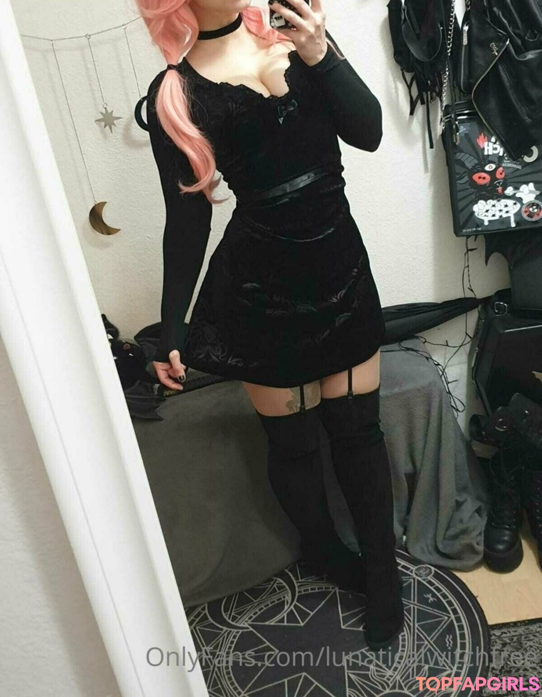 lunaticalwitchfree nice pornstar photo