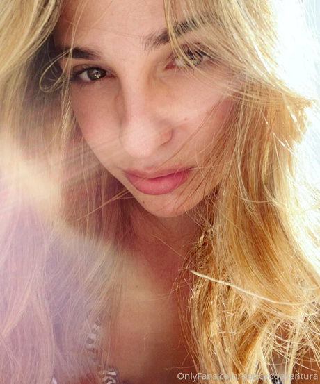 clariceboaventura top profile image