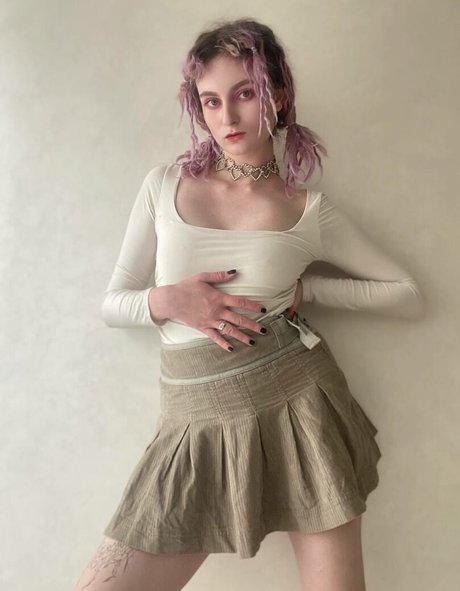 leilaagrace nude actress photo