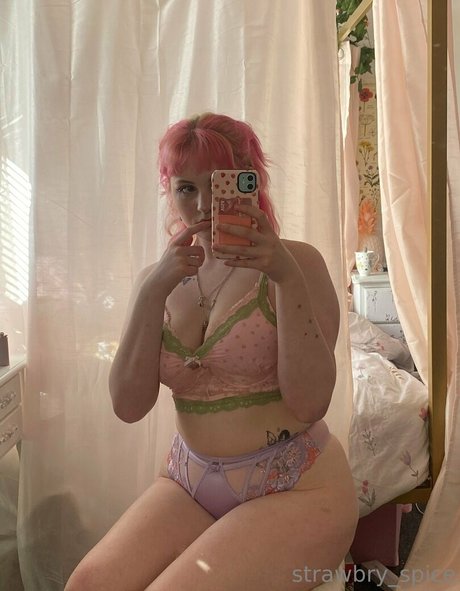 down onlyfans free nude archive