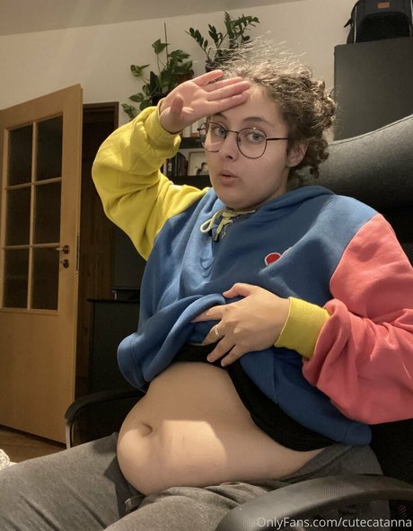 sisters onlyfans beautiful image