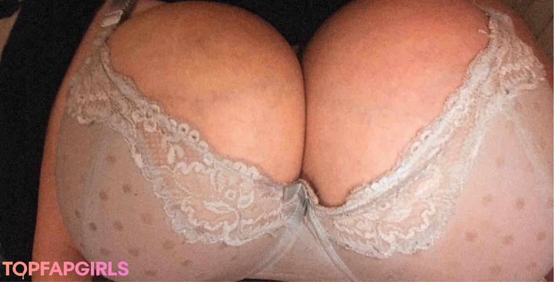 Curvy Goddesses model adult img