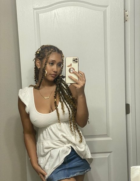 amateur wife onlyfans art nude picture