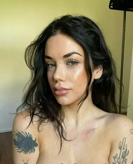 itssaraxo pornstar naked galleries