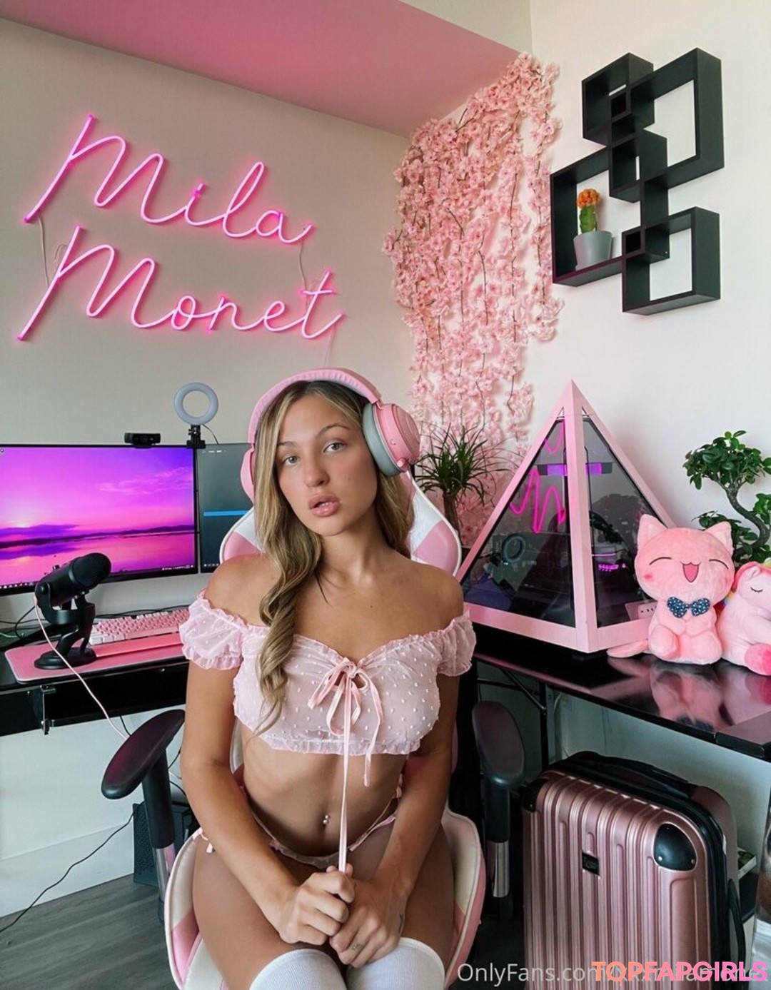 xxxmilamonet free star photo