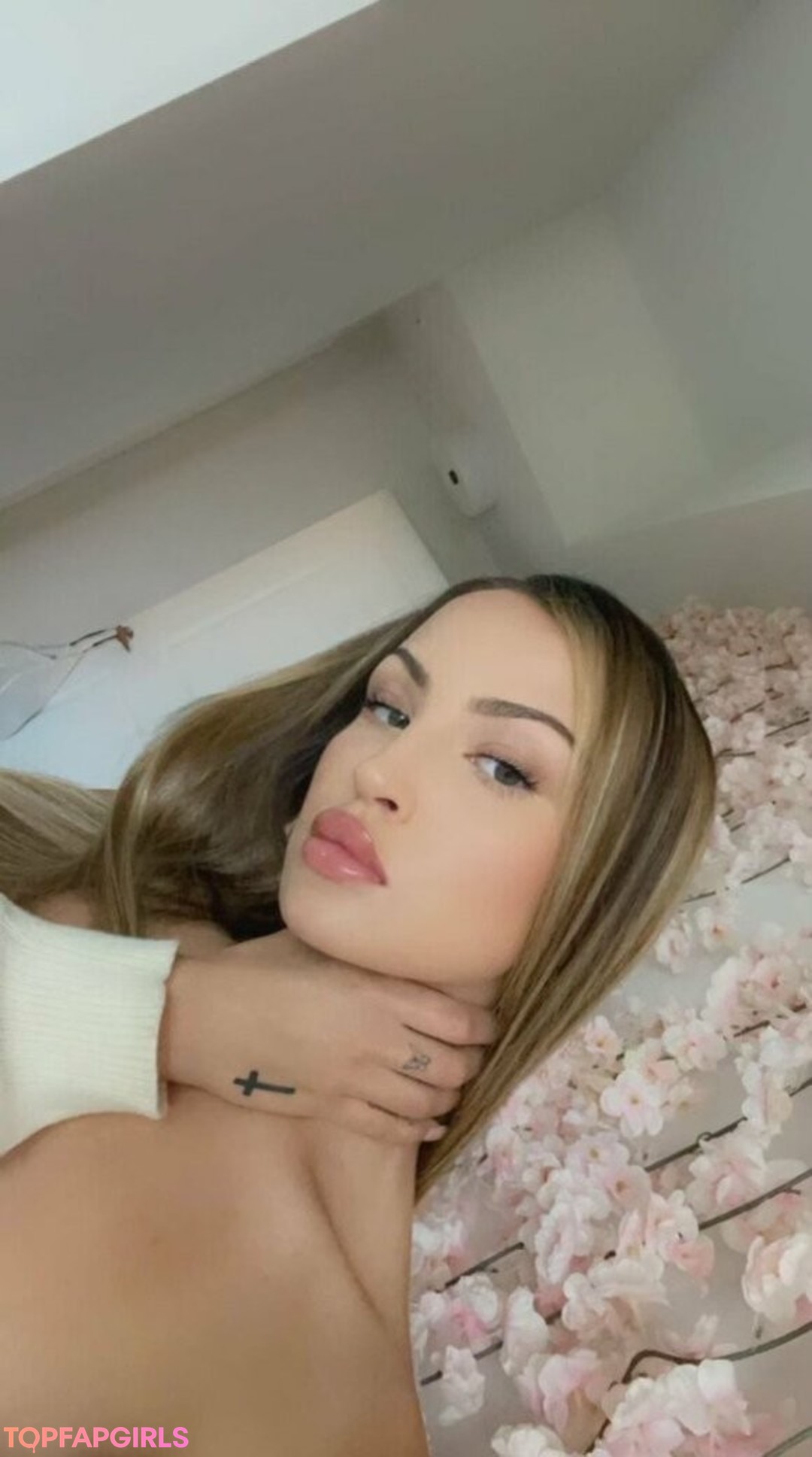 xxxmilamonet model xxx picture