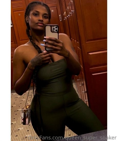 queen super soaker profile image