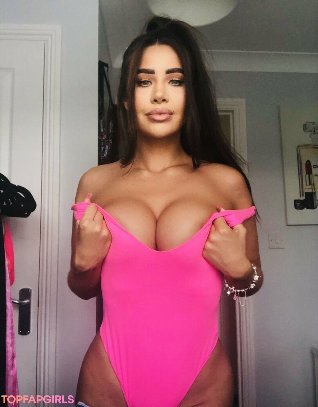 army onlyfans pornographic pics