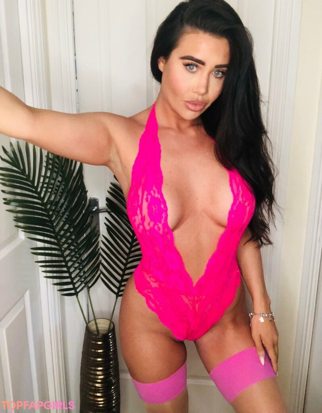skinny shemale onlyfans free naked pic
