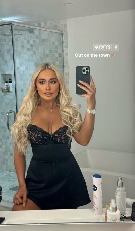 Saffron Barker star best pictures