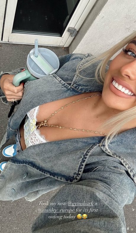 Saffron Barker pornstar sex image