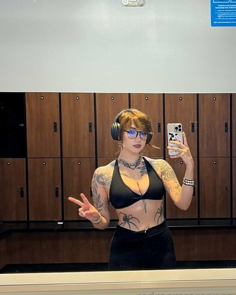 Roseredroom top star images