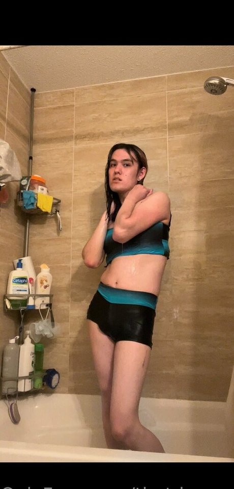 thatdepressedrat model adult img