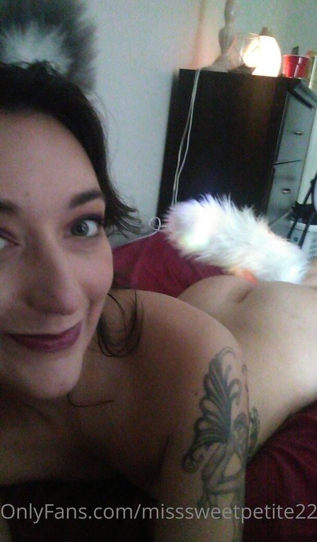 misssweetpetite22 top profile image