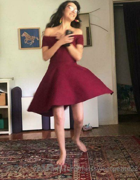 misssweetpetite22 pornstar pic