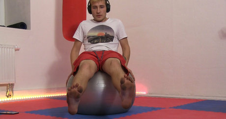 ladsfeetfree star erotic picture