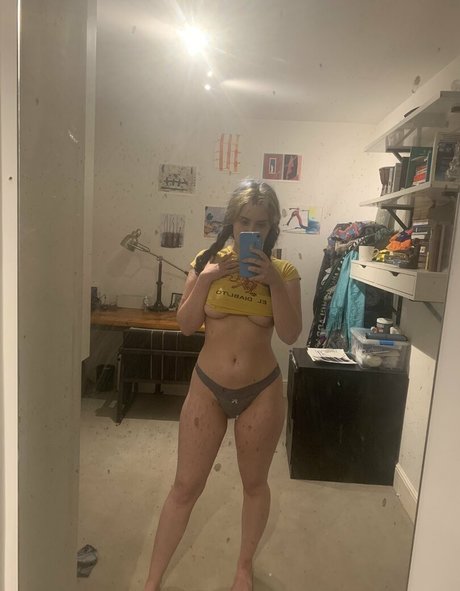 Madame Cersei model hot image