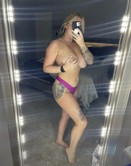 Audieeblondie star erotic images