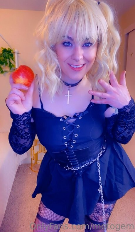 naked yoga onlyfans sexy image