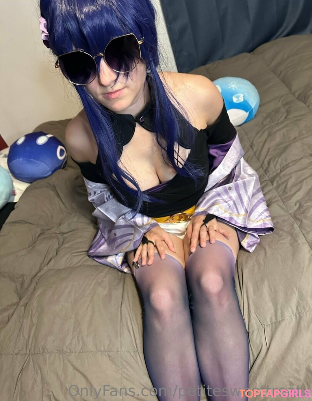 petitesweettreatx hot pornstar pictures
