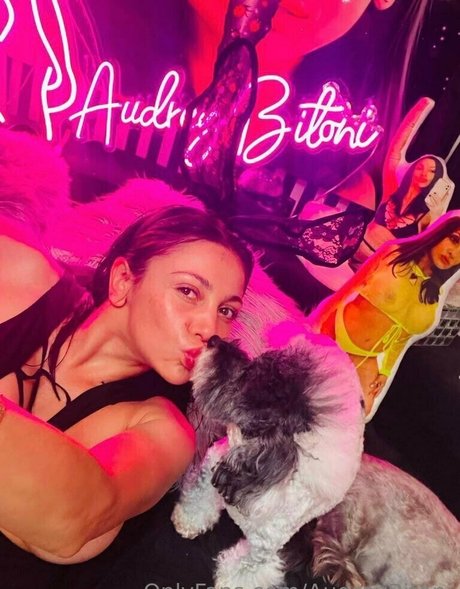 audreybitoni pretty star archive