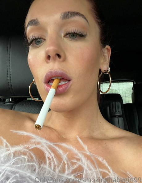 smokingbabygirl99 pornographic model pic