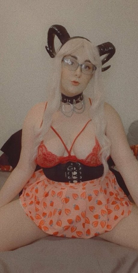 latina maid onlyfans perfect archive