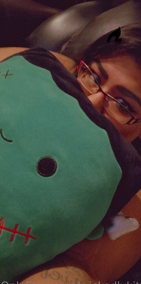 wickedlykitten top star img