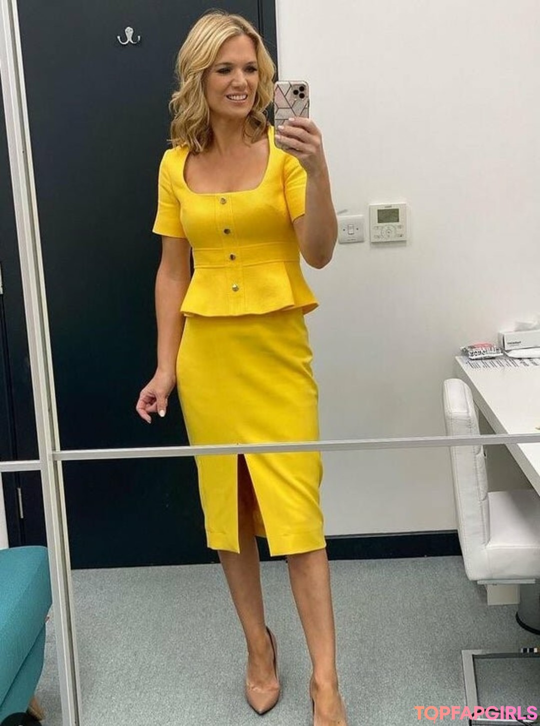 Charlotte Hawkins star adult photos