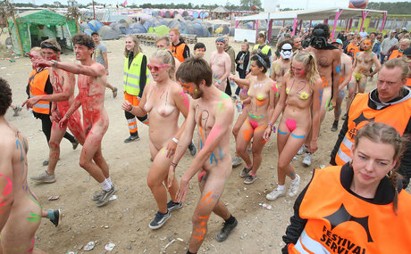 Lily Lowe sexy model photo