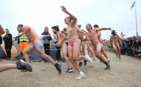 Lily Lowe pornstar adult galleries