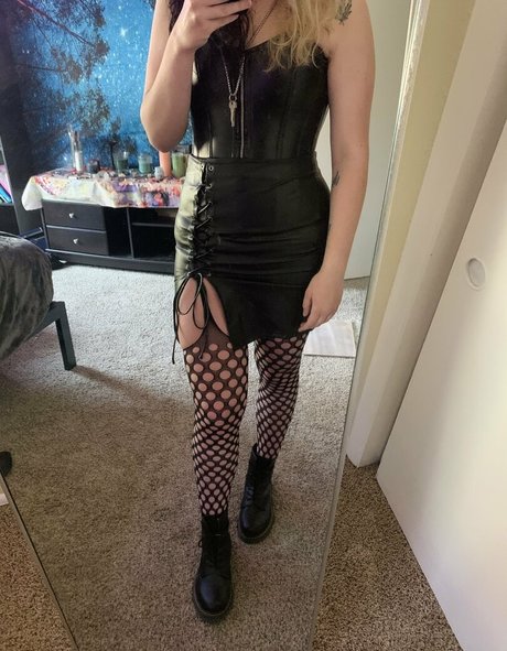 barista onlyfans naked pic