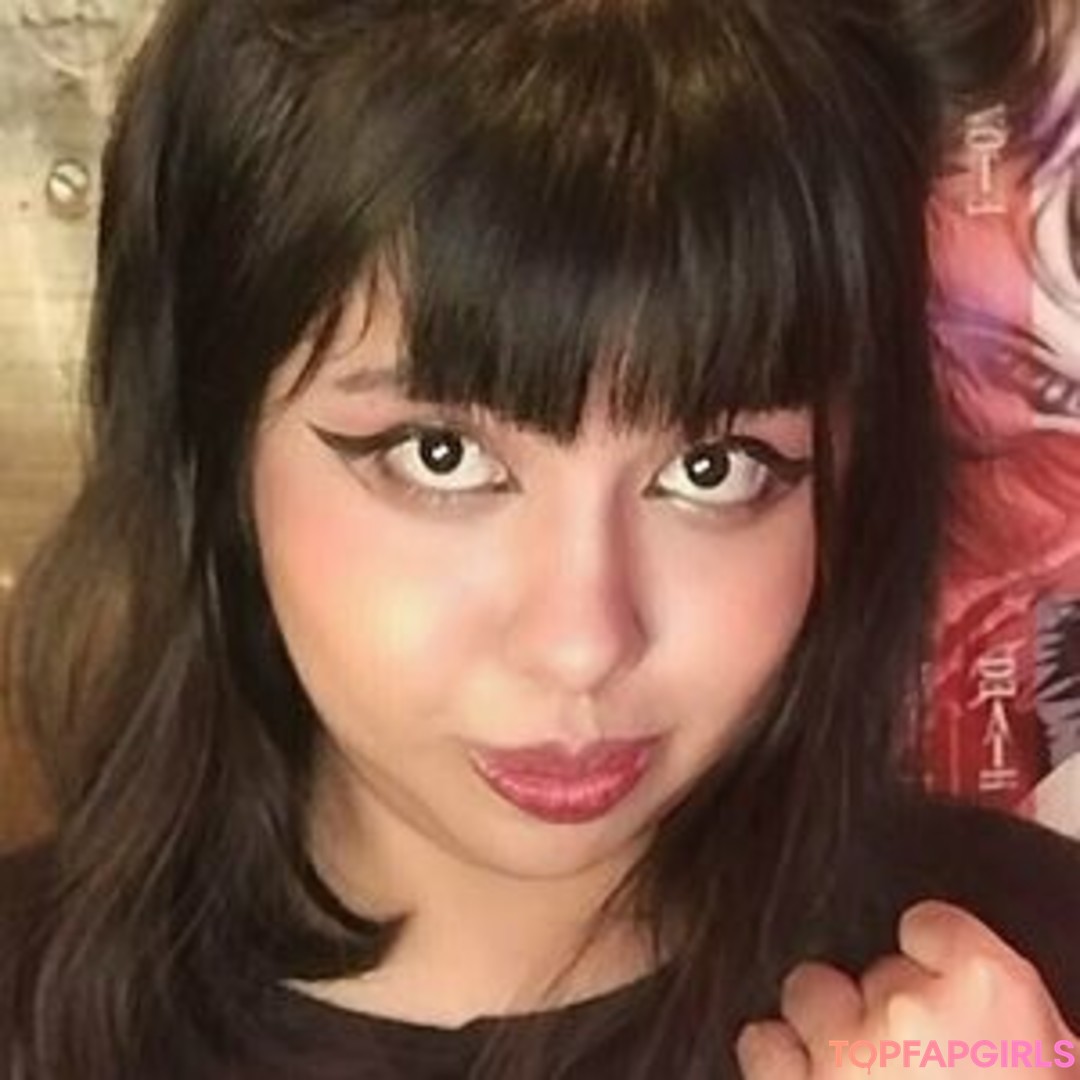 eropetitemay exclusive pornstar img