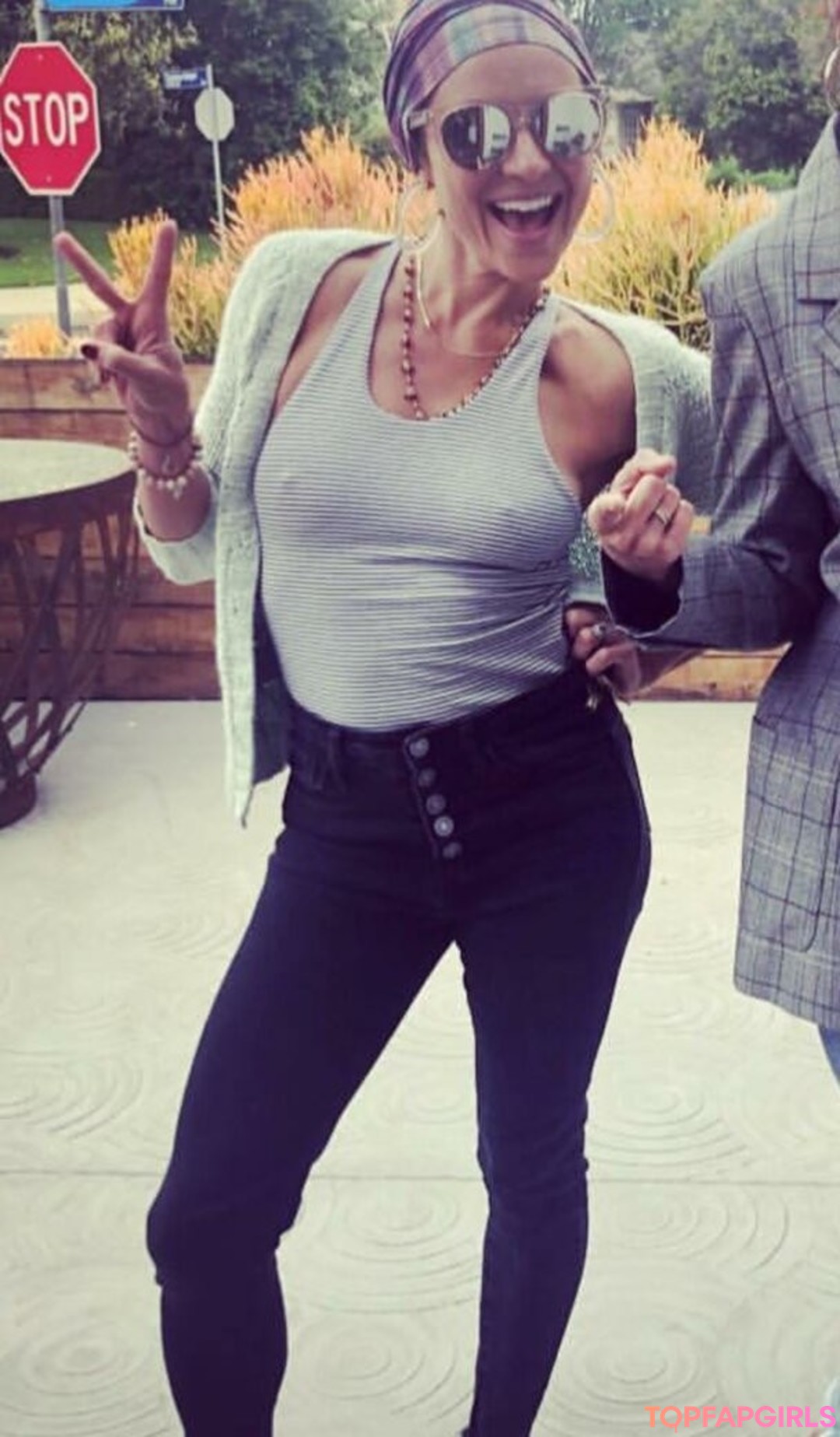 Christine Lakin xxx actress images