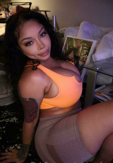 advoreefree pornstar naked pic